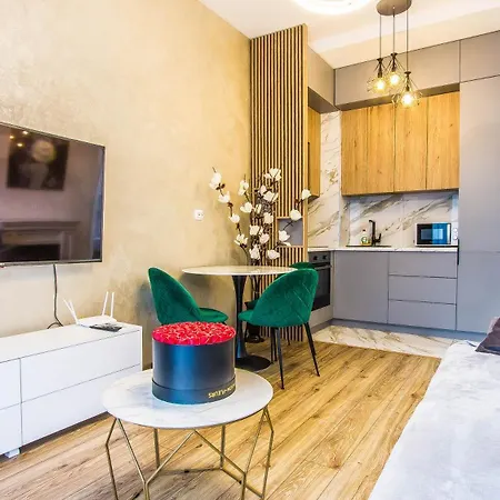 & Mihai Bravu * Бухарест