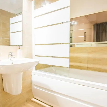 Апартаменты & Mihai Bravu Бухарест